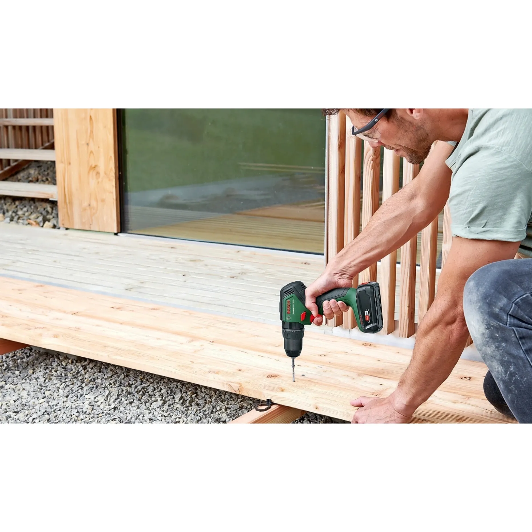 BOSCH UNIVERSALIMPACT 18V-60 SLAGBOREMASKINE AKKU MED BATTERI OG LADER