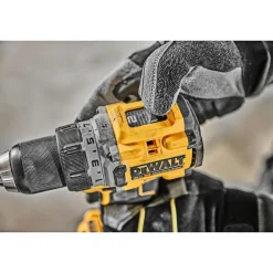 DEWALT DCD800P2T-QW BOREMASKINE AKKU MED BATTERI OG LADER