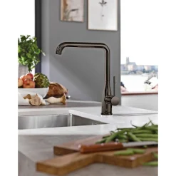 GROHE ESSENCE KØKKENARMATUR SORT