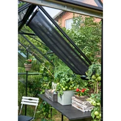 HALLS SKYGGEGARDIN