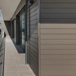 JAMES HARDIE GLAT HARDIEPLANK 8 X 180 X 3600 MM KASTANJEBRUN