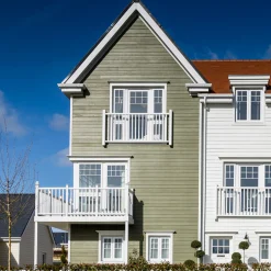JAMES HARDIE GLAT HARDIEPLANK 8 X 180 X 3600 MM MINTGRØN