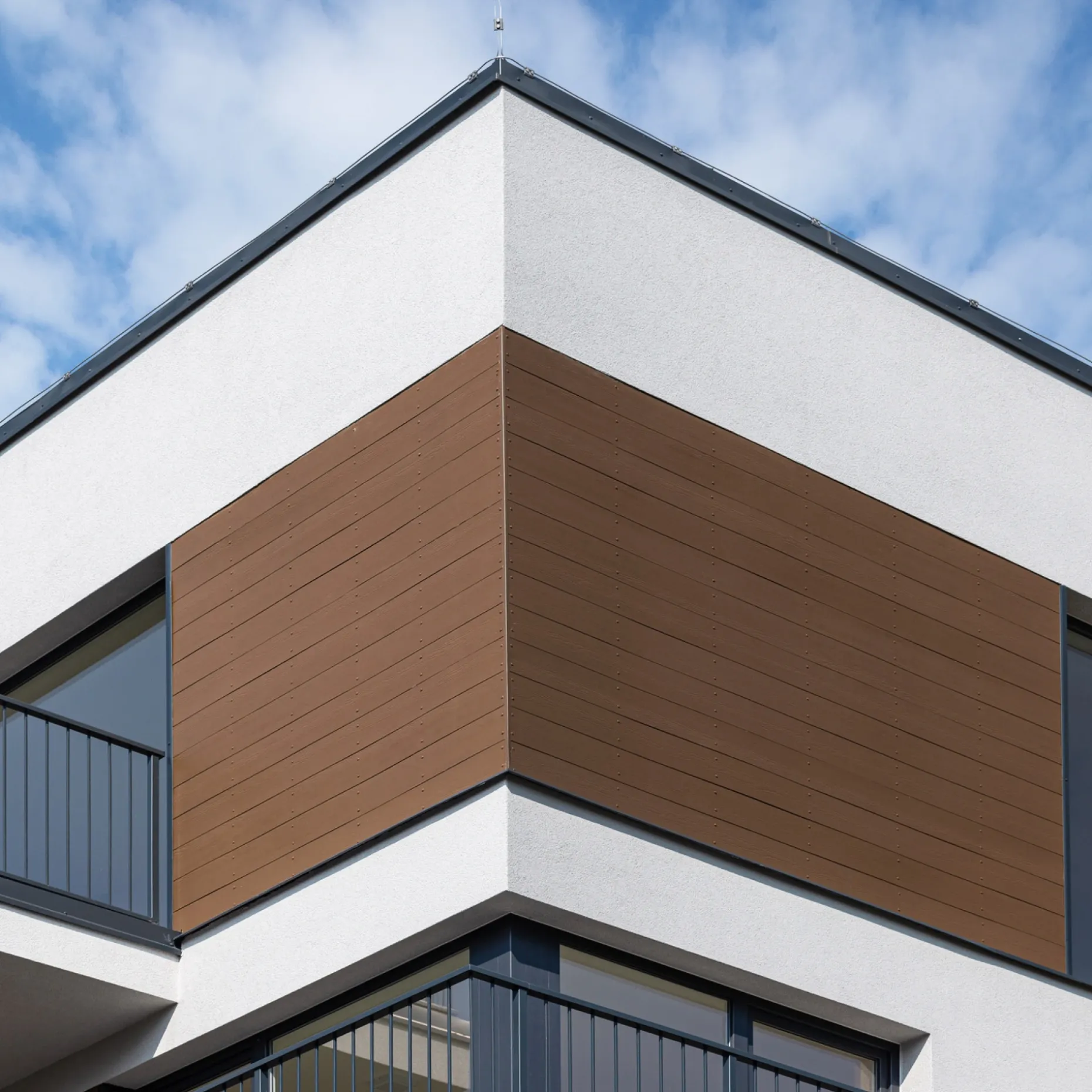 JAMES HARDIE TRÆSTRUKTUR HARDIEPLANK 8 X 180 X 3600 MM KASTANJEBRUN