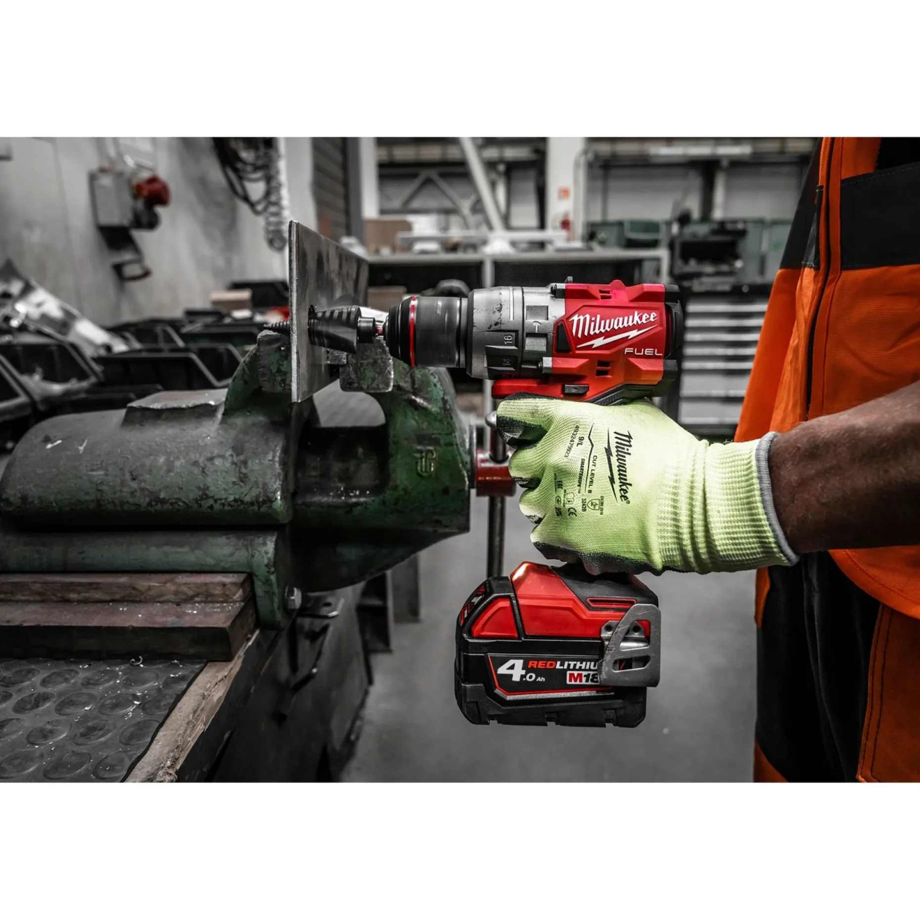 MILWAUKEE M18 FPD3-402C SLAGBOREMASKINE AKKU MED BATTERI OG LADER