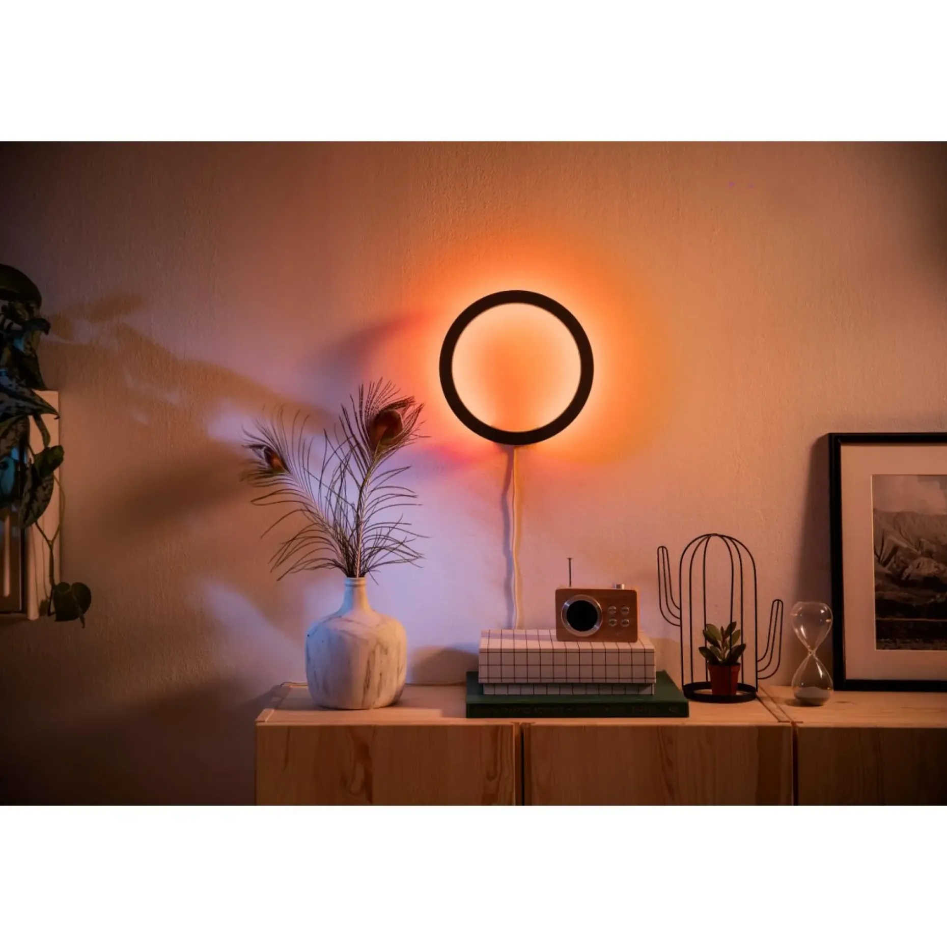 PHILIPS HUE WCA SANA VÆGLAMPE 20W SORT