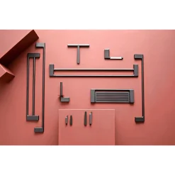 PRESSALIT STYLE HÅNDKLÆDESTANG MAT SORT 61 CM