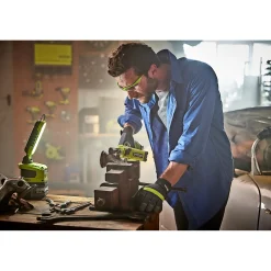 RYOBI ONE+ R18ALP-0 ARBEJDSLAMPE 900 LM