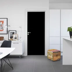 SWEDOOR ADVANCE-LINE STABLE SORT GLAT MASSIV DØR SORT 9X21